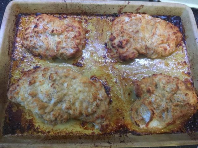 Schnitzel / Kalbsschnitzel auf dem gr. Ofenzauberer wunderbar knusprig und zart