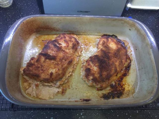 Schnitzel / Kalbsschnitzel auf dem gr. Ofenzauberer wunderbar knusprig und zart