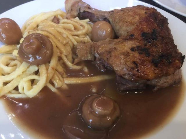 Coq au vin ???? Besoffenes Huhn aus dem Ofenmeister