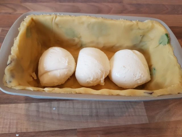 Mozzarella Tomaten Quiche im Zauberkasten