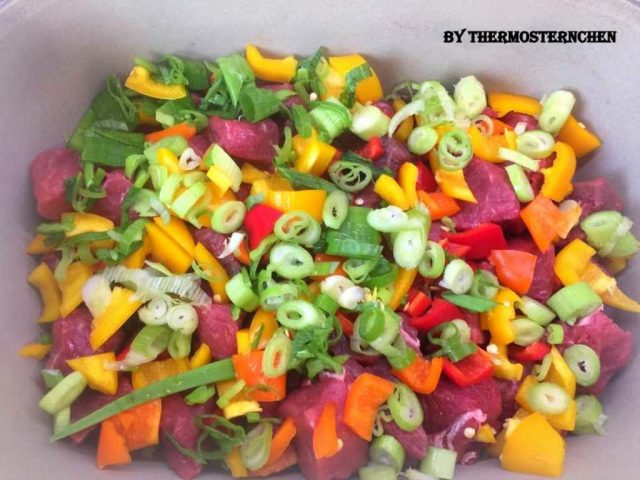 Zaubergulasch aus dem Ofenmeister