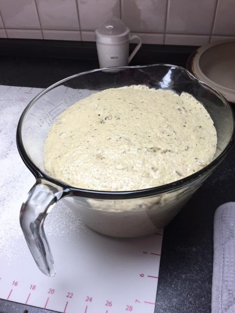 Dinkel-Kürbis-Krusterl aus dem runden o. kleinen Zaubermeister