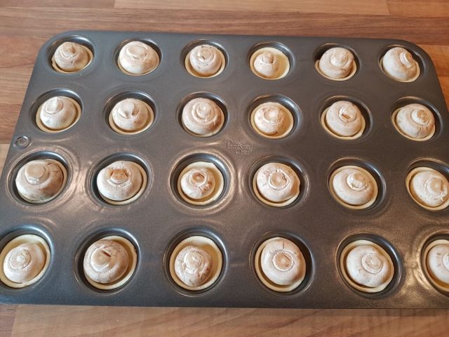 Fingerfood - Champignon Häppchen aus der Mini Muffin Form Deluxe