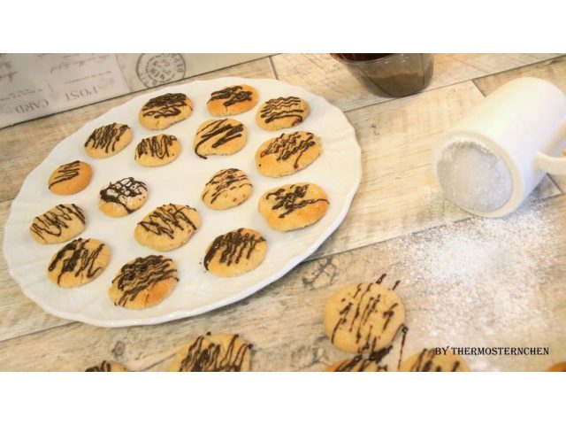 Canadian Peanut Butter Cookies