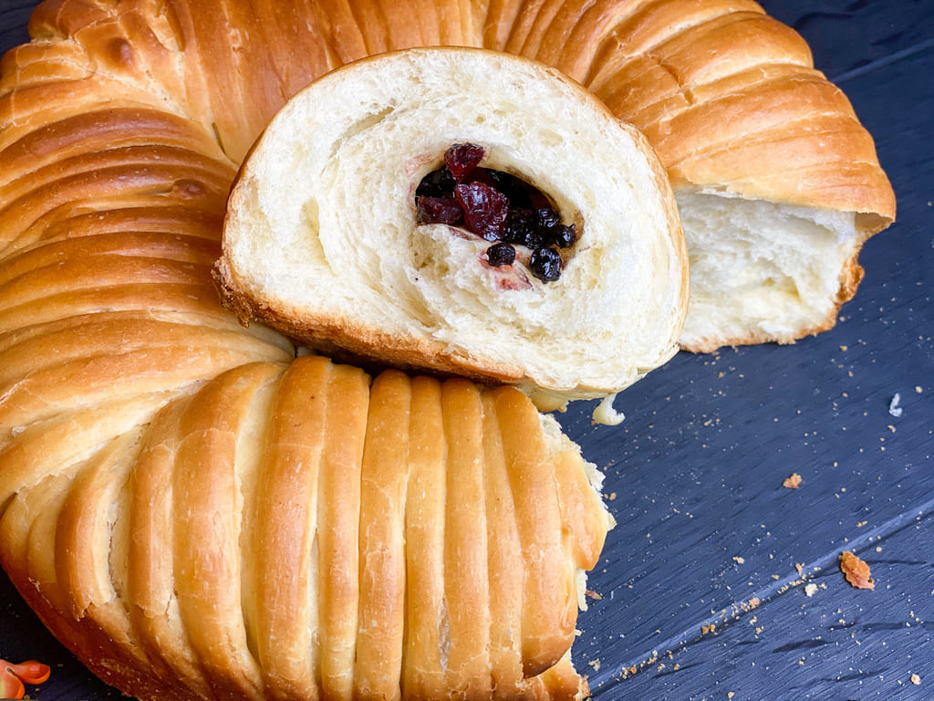 Wool Roll Bread / Wollknäul / Osterbrot