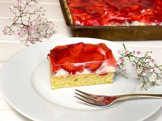 Erdbeerschnitten vom großen Ofenzauberer