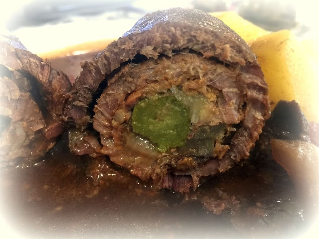 Zarte und saftige Rinderrouladen aus dem Ofenmeister