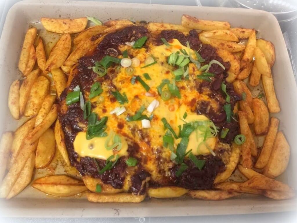 Chili Cheese Fries vom gr. Ofenzauberer / Zauberstein