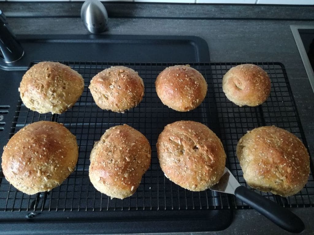 Eiweißbrötchen Low Carb von Andrea Kuhr