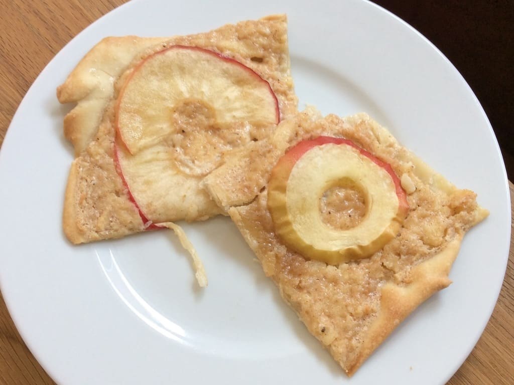 Apfel – Flammkuchen ( mit oder ohne Zimt )
