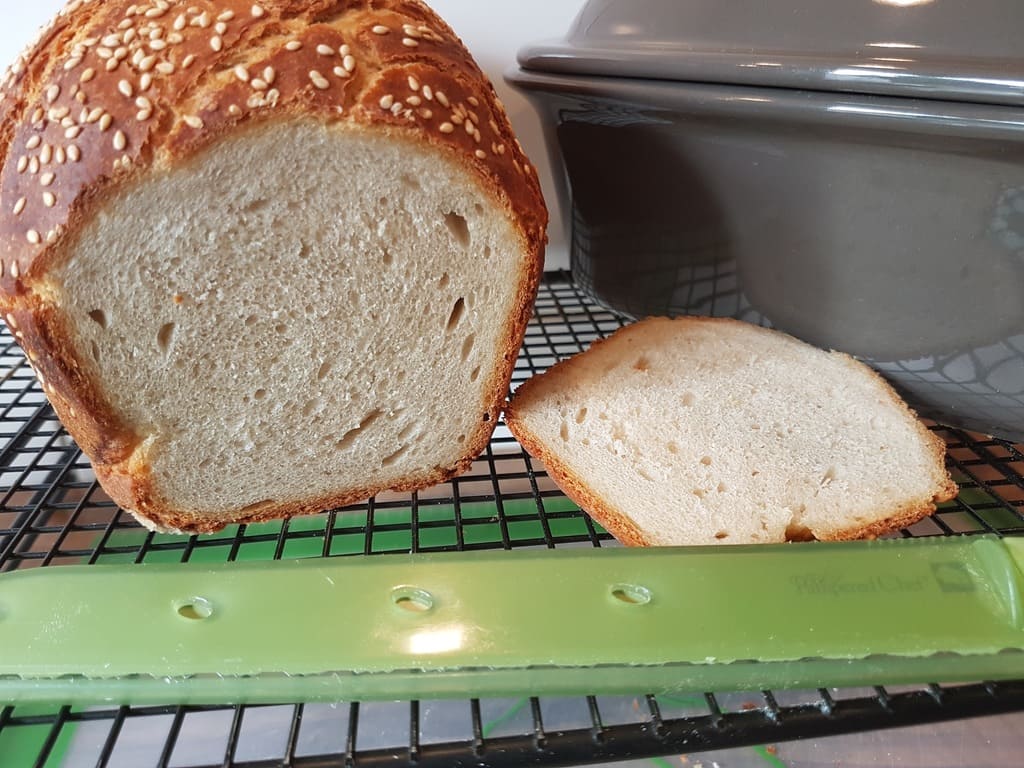 Buttermilch Brot mit Sesam