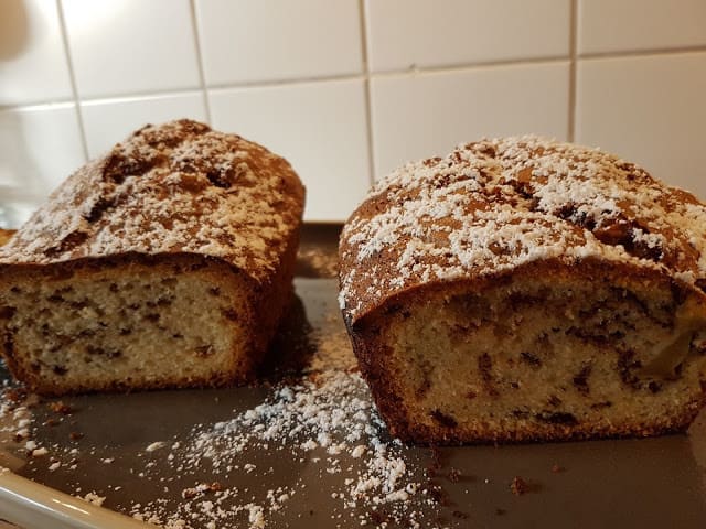 Joghurtkuchen mit Apfel-Schoko für die Lily ( kleiner Zaubermeister )