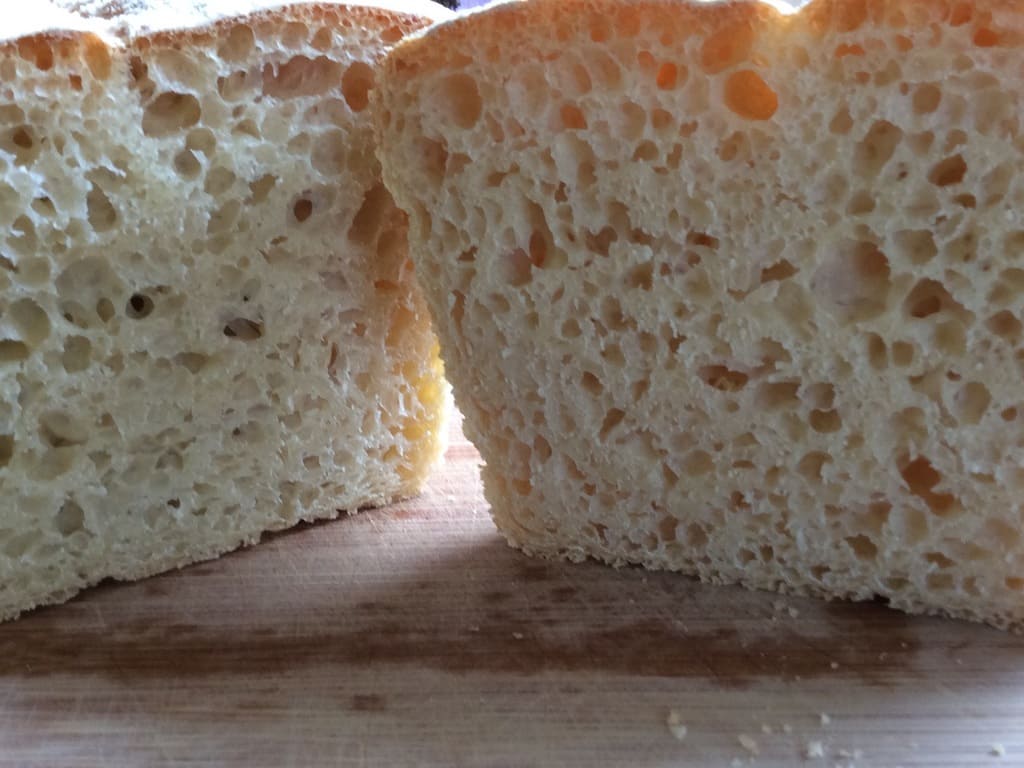 Kastenbrot mit Dinkelmehl aus dem Zauberkasten