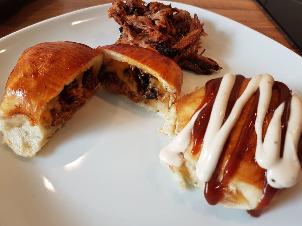 Pulled Pork Bällchen auf dem RockCrock