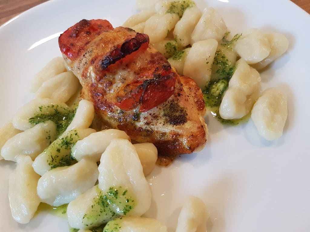 Hühnchenbrust Tomate – Mozarella aus der Ofenhexe / Ofenmeister