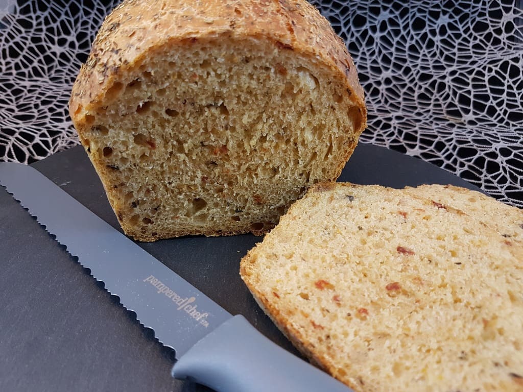 Mediterranes Brot im kleinen Zaubermeister