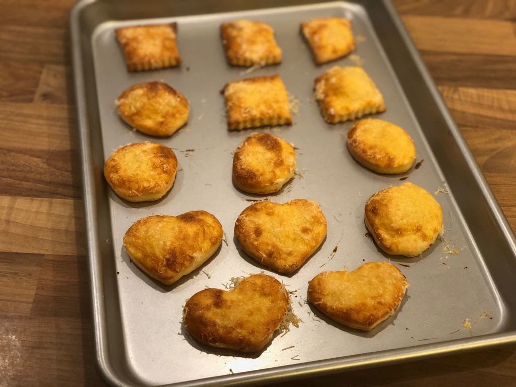 Parmesan Snacks mit dem Keks-Ausstechroller von PamperedChef®