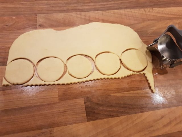 Parmesan Snacks mit dem Keks-Ausstechroller von PamperedChef®