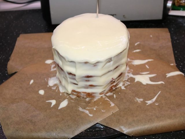 Carrot Cake like Starbucks mit dem Schichtkuchenbackset