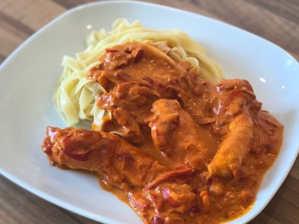 Paprika Rahm Schnitzel / Hähncheninnenfilet für die rechteckige Ofenhexe