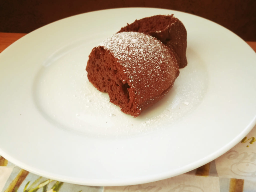 Schokogugelhupf mit Kidneybohnen aus der Kranzform