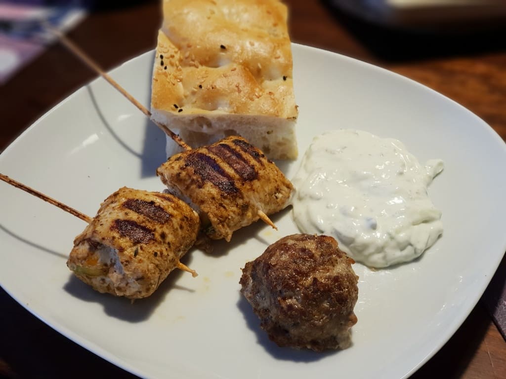Griechische Kofta auf dem großen Ofenzauberer