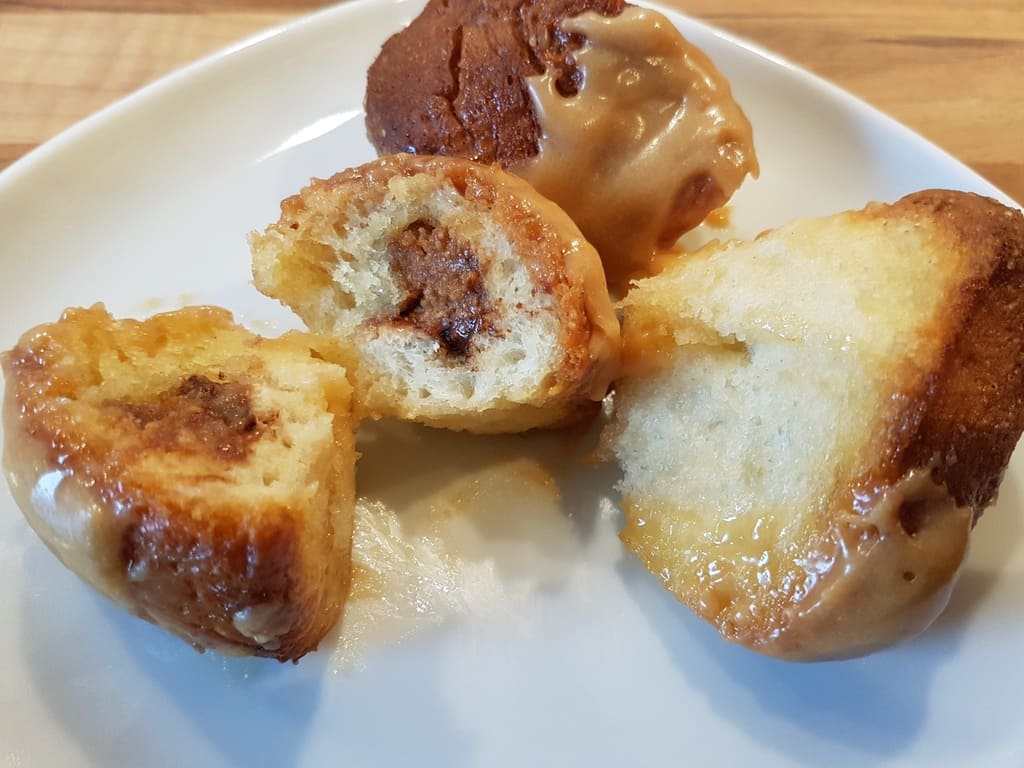 Monkey Bread mit Reese’s Füllung für die Kranzform