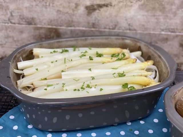 Spargelzubereitung im Ofenmeister