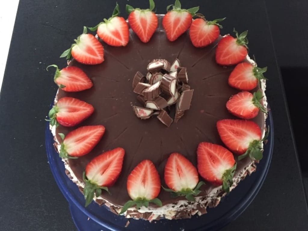 Yogurette Torte von Nadine Hofmann mit Thermomix® und KitchenAid®