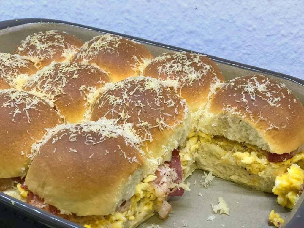 Breakfast Dinner Rolls