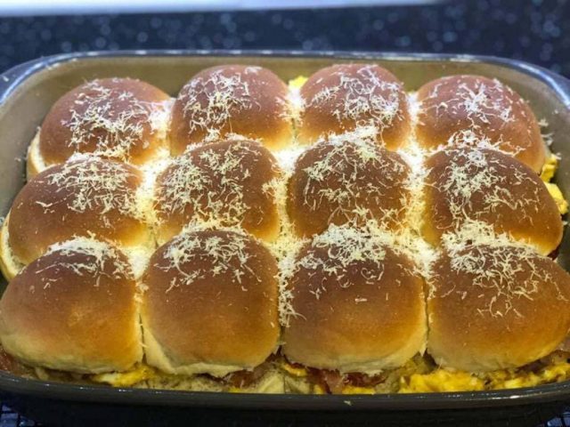 Breakfast Dinner Rolls