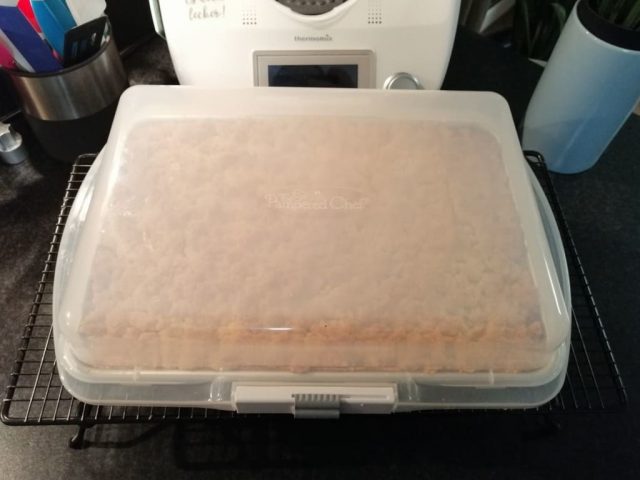 Apfelkuchen mit Mandelstreusel vom mittleren Backblech