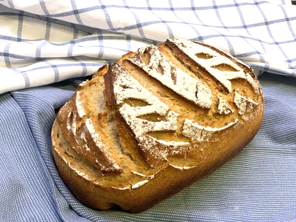 Niederenser Bauernbrot aus dem kleinen Zaubermeister