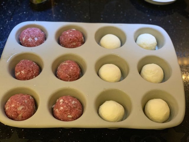 Mini Burger Türmchen aus dem 12er Snack