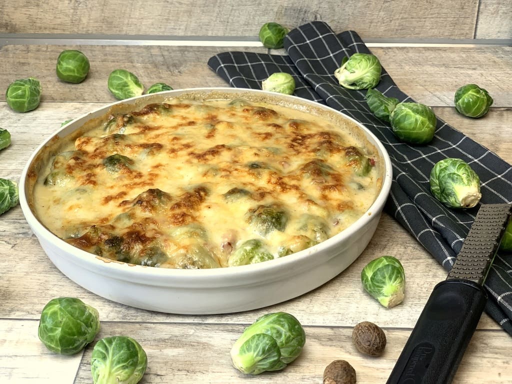 Rosenkohl Schlemmer-Gratin aus der runden Ofenhexe