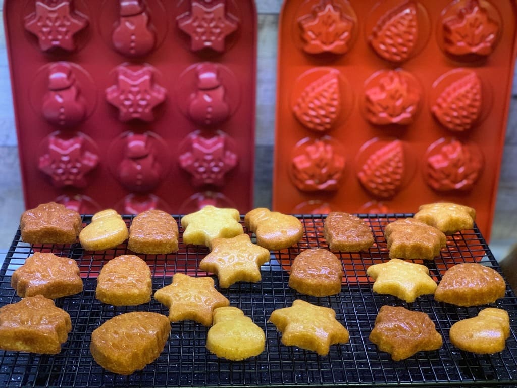 Madeleines aus der Herbstzeit-Backform