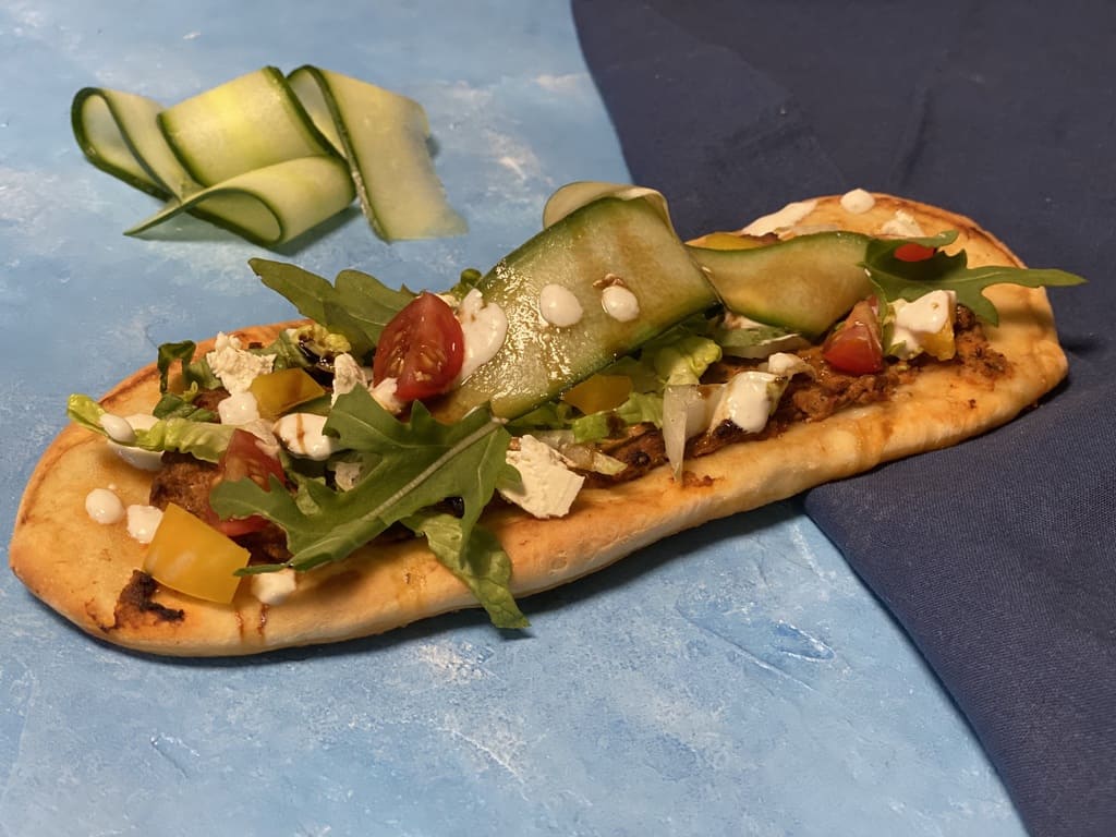 Lahmacun aus der Edelstahl-Pfanne oder vom Stein