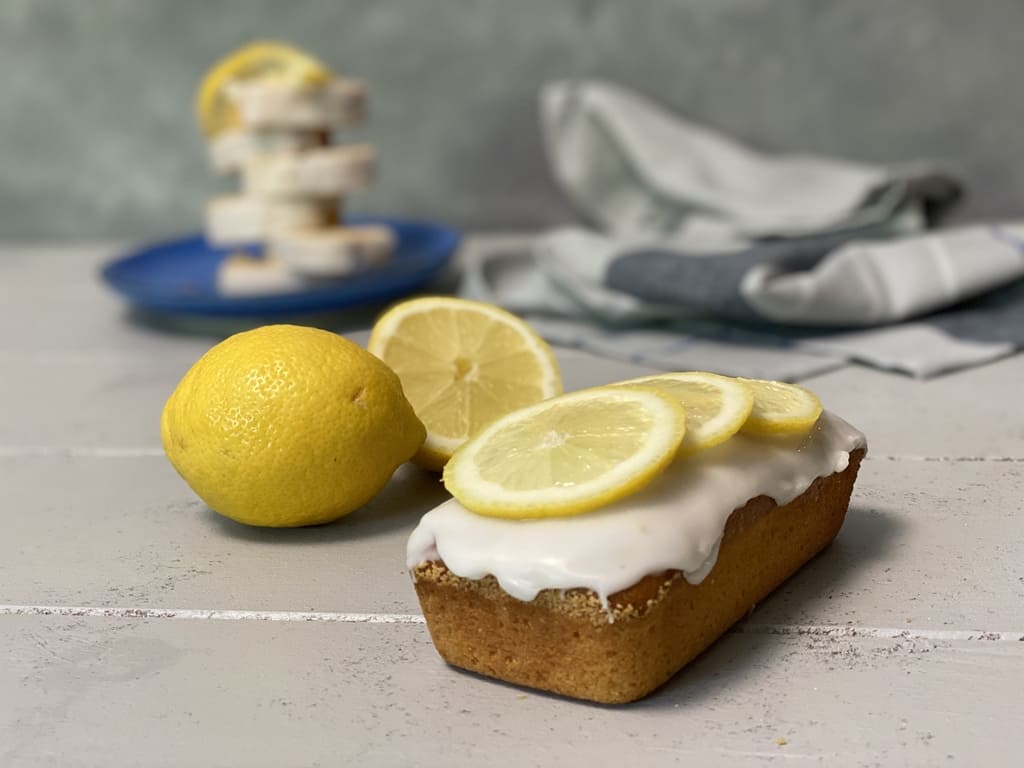 Zitronenkuchen aus der Mini-Kastenform