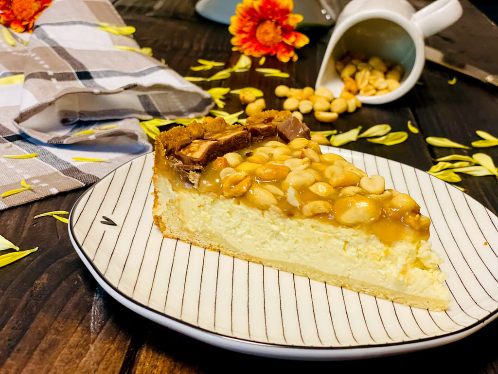Snickers Käsekuchen / Snickers Cheesecake