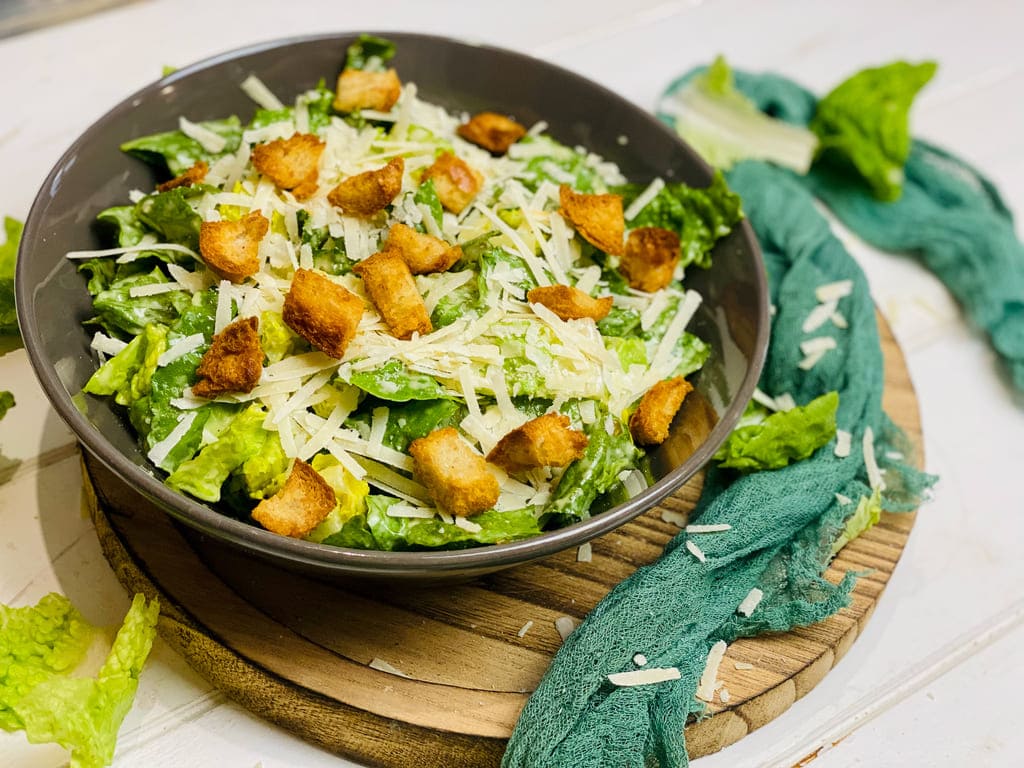 Caesar Salat