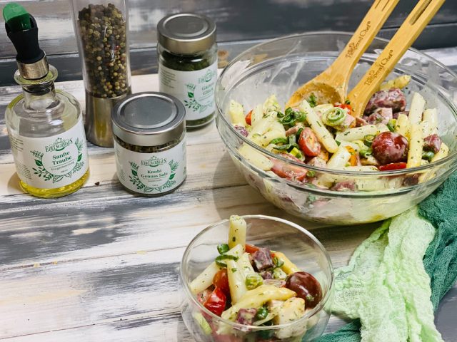 Spargelsalat mit Edelschmaus ein Gaumenschmaus