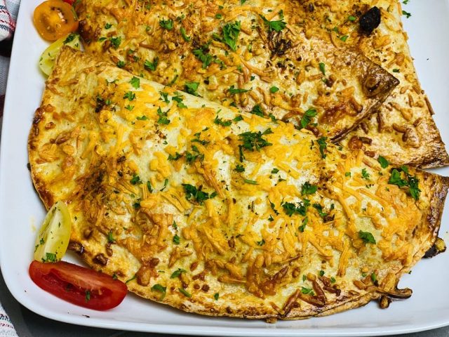 Quesadillas mit würziger Hackfüllung