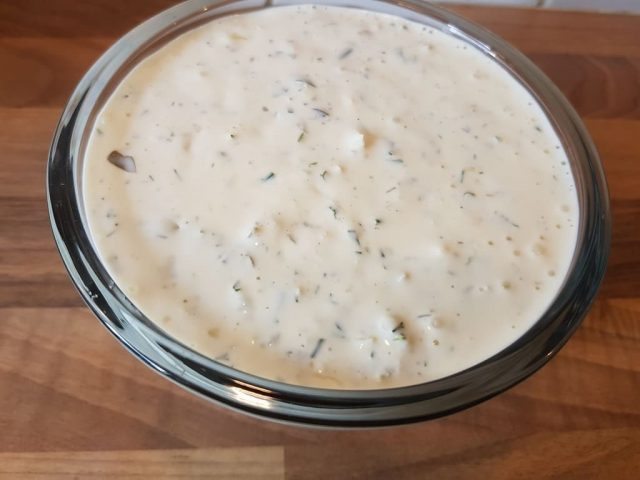 Weiche Buns und Remoulade für Fischburger