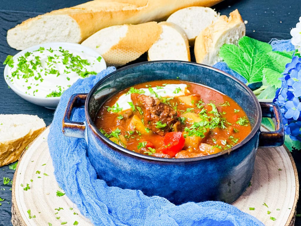 Gulaschsuppe