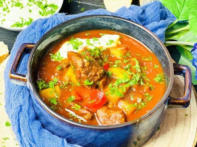 Gulaschsuppe