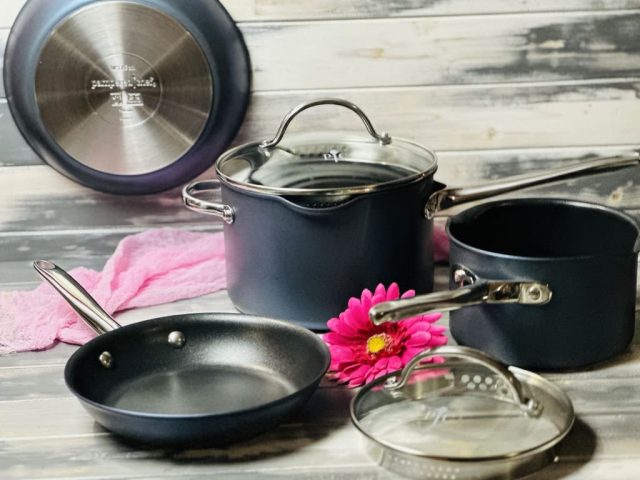 Antihaft Kochgeschirr