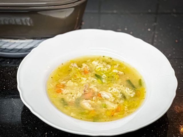 Hühnersuppe aus dem Ofenmeister