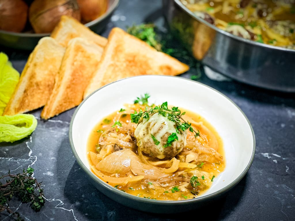 Französiche Onion Meatballs