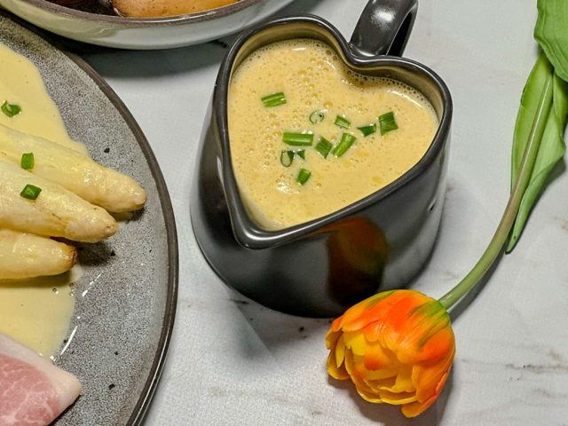 Blitzschnelle Hollandaise