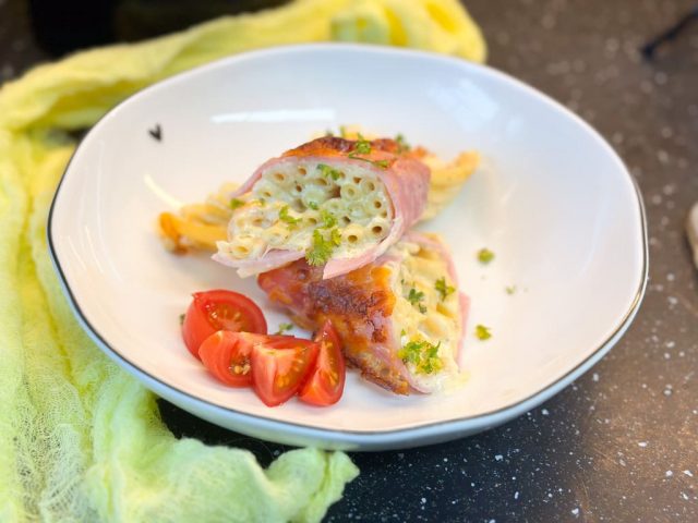 Schinken-Makkaroni-Röllchen